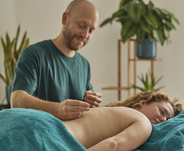 Sam Acupuncturist At Treat